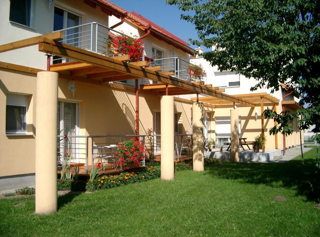 Luca Apartments 잘라카로쉬 외부 사진